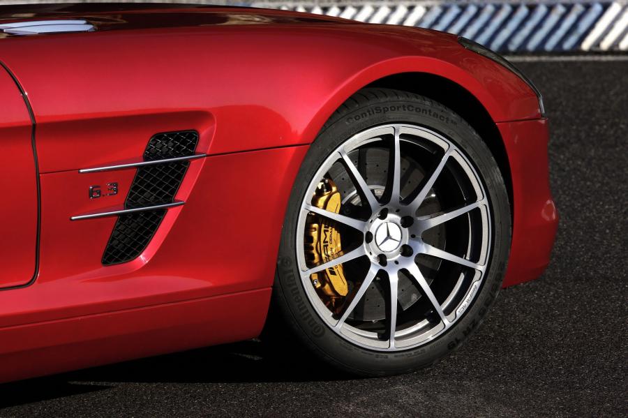  Mercedes-Benz SLS AMG 2010 года  (фото 328 из 526)